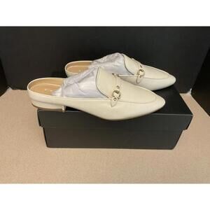 New! Display Model! Womens Coach Irene Chalk Leather Mules. Size 7.5B. Nice!